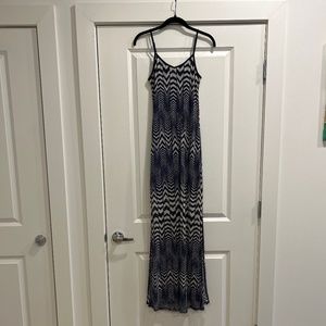 Navy & White Chevron Maxi Dress size M